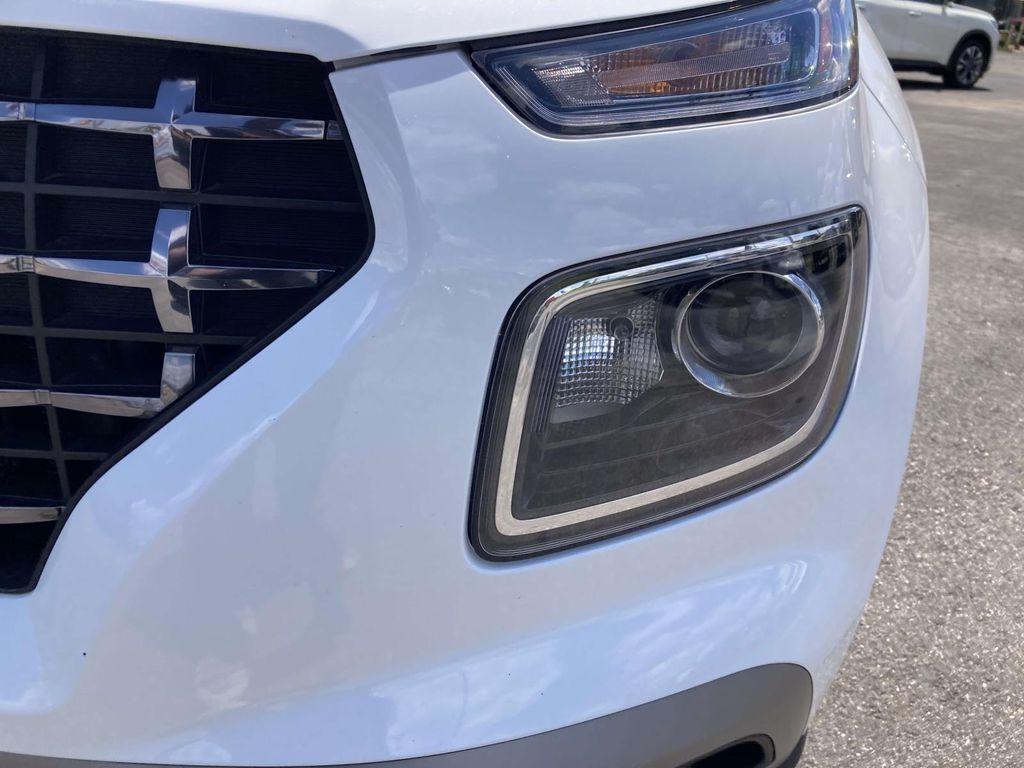 used 2025 Hyundai Venue car, priced at $20,010
