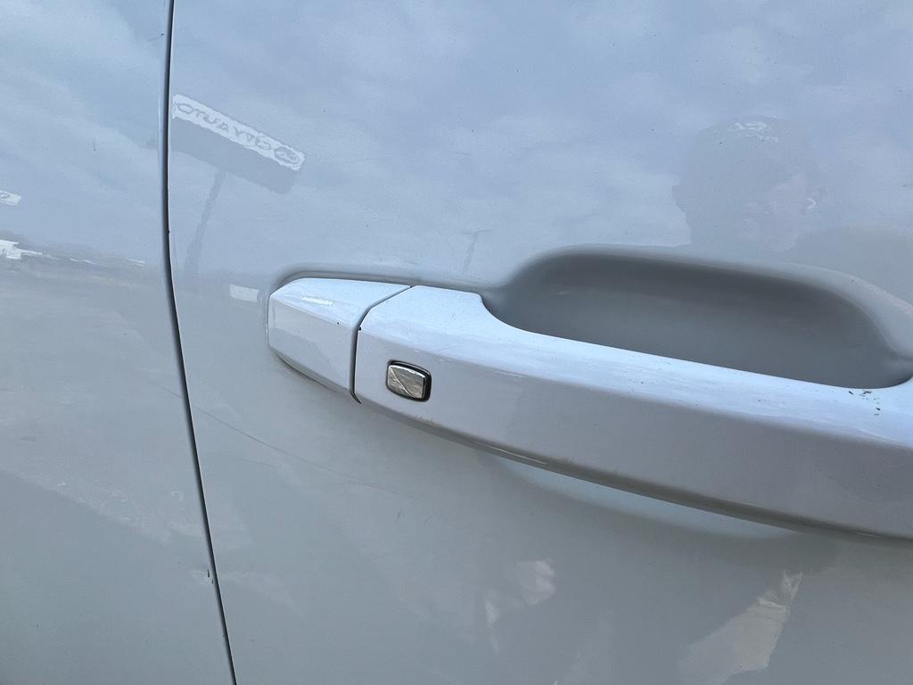 used 2022 GMC Sierra 2500 car, priced at $36,880