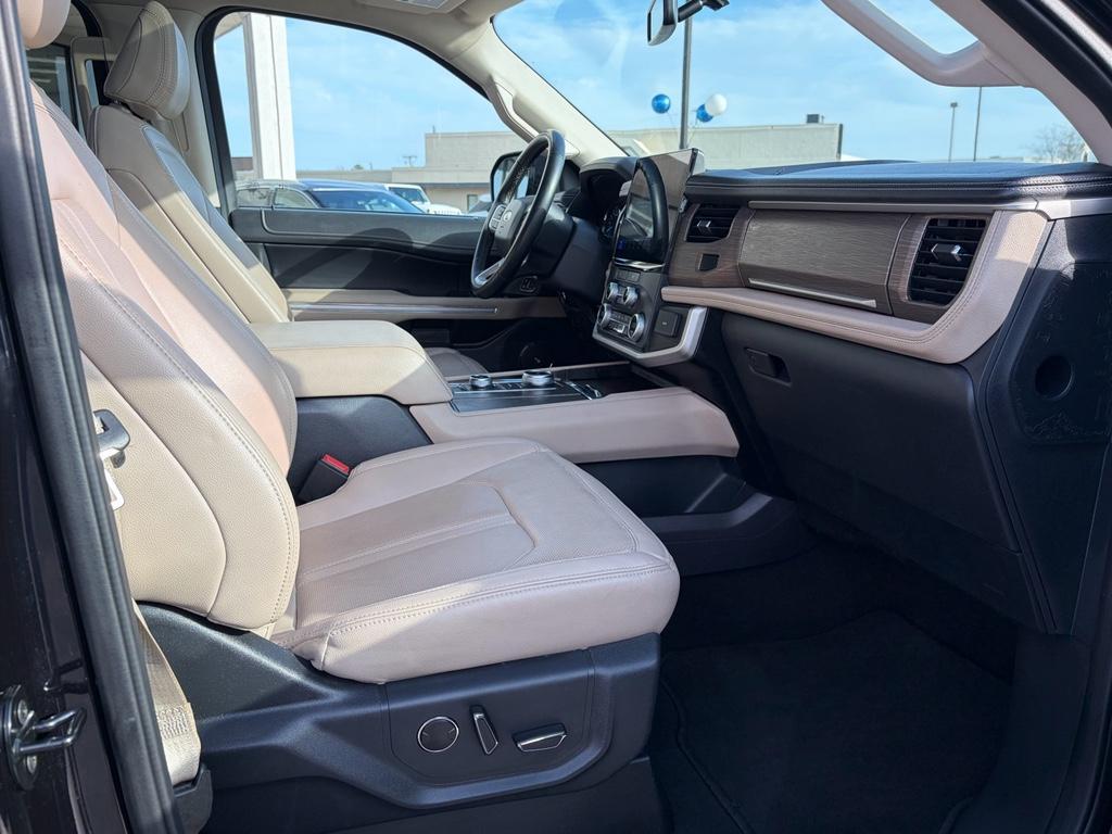 used 2024 Ford Expedition Max car, priced at $47,881