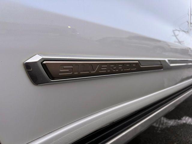 used 2022 Chevrolet Silverado 1500 car, priced at $45,887