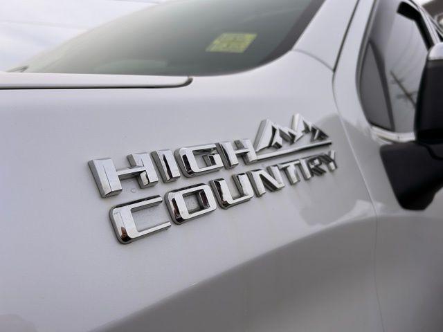 used 2022 Chevrolet Silverado 1500 car, priced at $45,887