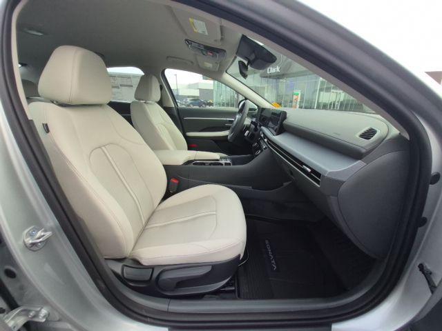 new 2026 Hyundai Sonata car, priced at $30,911