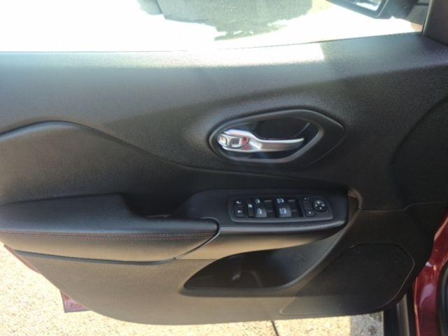 used 2020 Jeep Cherokee car, priced at $21,750