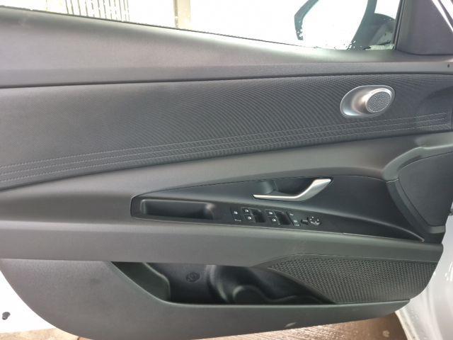 new 2026 Hyundai ELANTRA HEV car, priced at $26,252