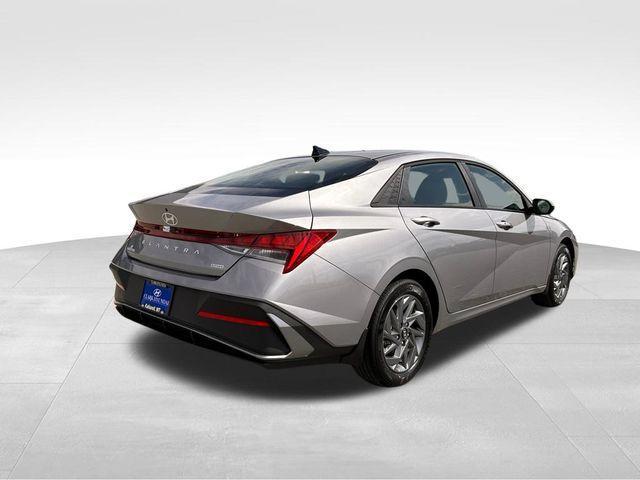 new 2025 Hyundai ELANTRA HEV car, priced at $23,021