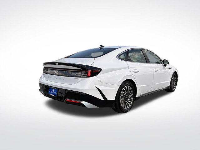 new 2024 Hyundai Sonata Hybrid car, priced at $29,657