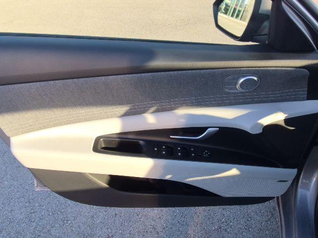 new 2025 Hyundai ELANTRA HEV car, priced at $29,723