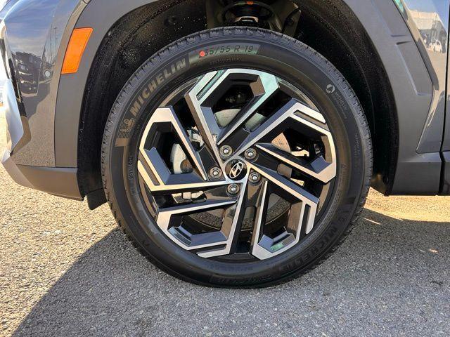 new 2026 Hyundai Tucson car, priced at $40,340