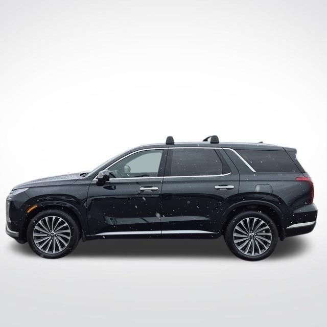 used 2025 Hyundai Palisade car, priced at $45,726