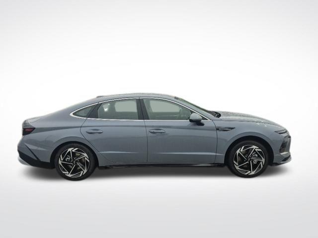 new 2026 Hyundai Sonata car, priced at $31,001