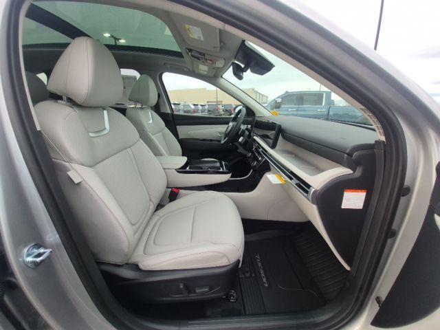 new 2026 Hyundai TUCSON Hybrid car, priced at $40,313