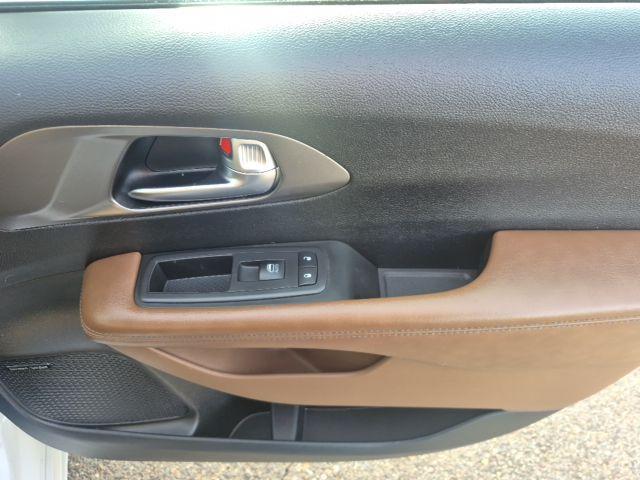 used 2020 Chrysler Pacifica Hybrid car, priced at $28,754