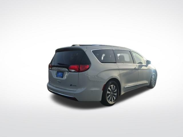 used 2020 Chrysler Pacifica Hybrid car, priced at $28,754