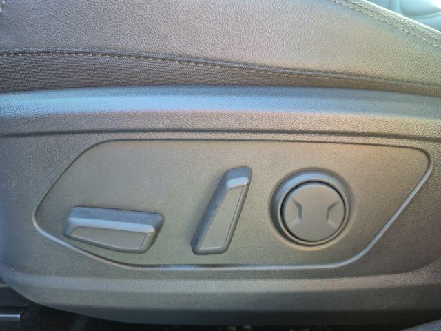 new 2026 Hyundai TUCSON Hybrid car, priced at $40,313