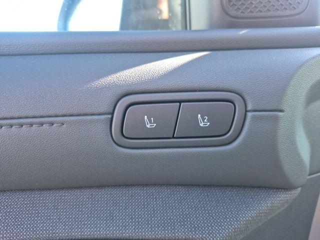 new 2026 Hyundai TUCSON Hybrid car, priced at $40,313