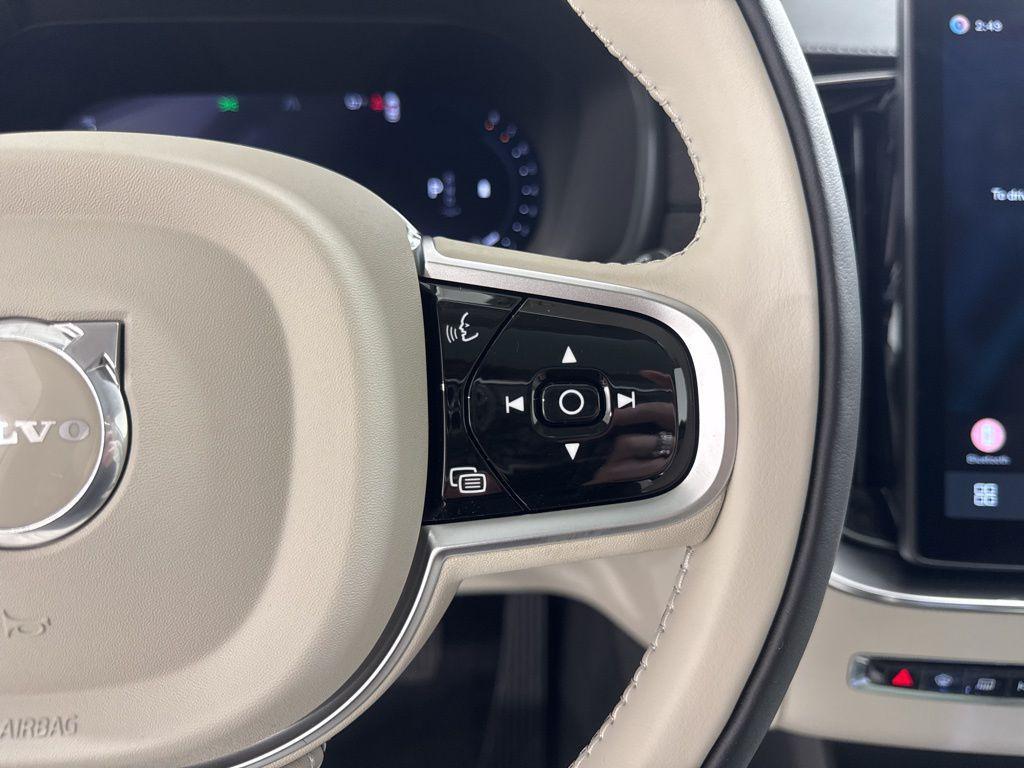 new 2026 Volvo XC90 car, priced at $75,270
