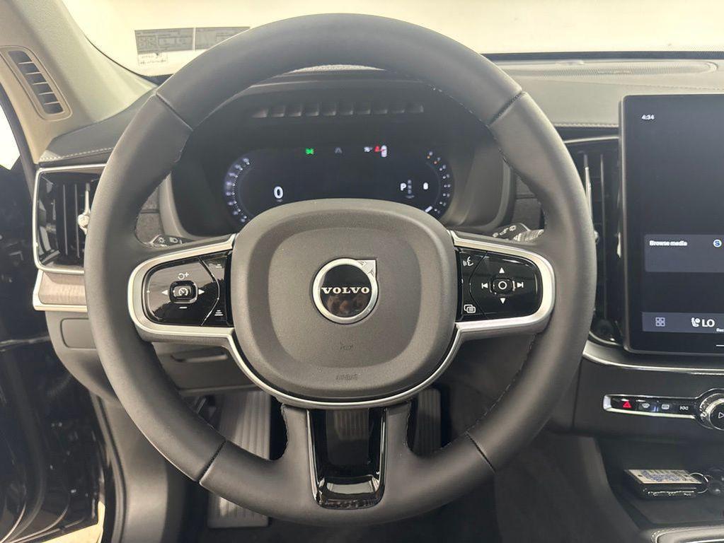 new 2026 Volvo XC90 car, priced at $75,270
