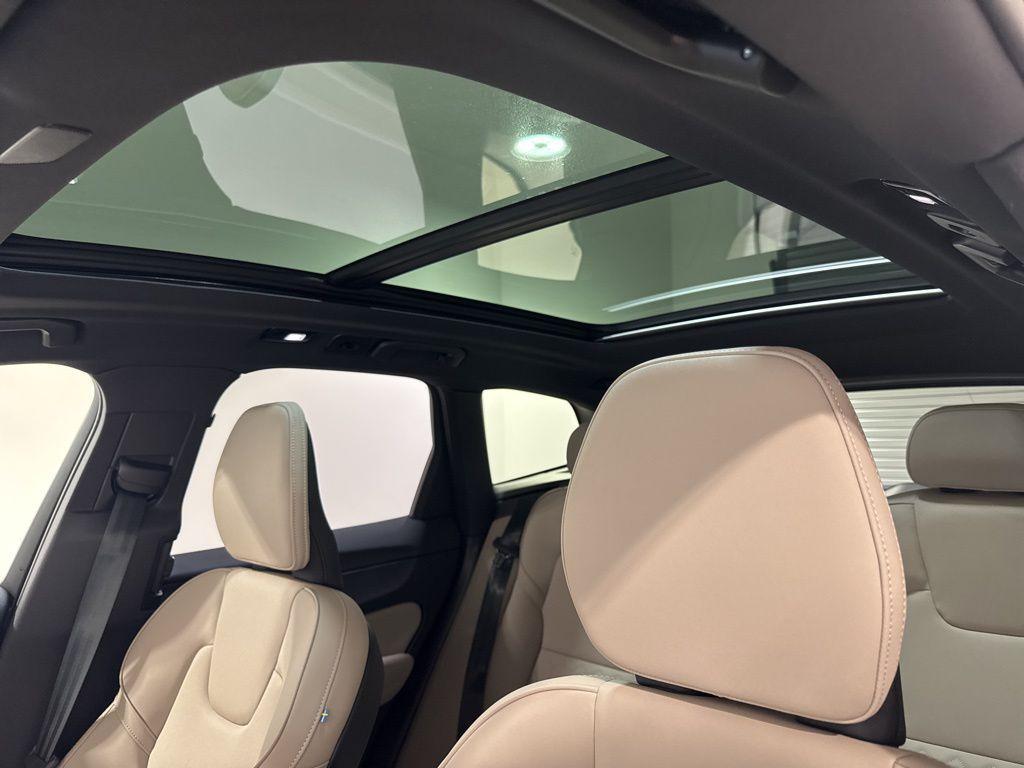 used 2026 Volvo XC60 car, priced at $51,800