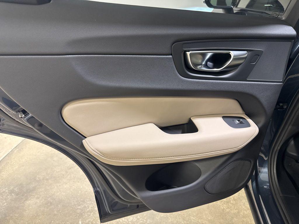 used 2026 Volvo XC60 car, priced at $51,800
