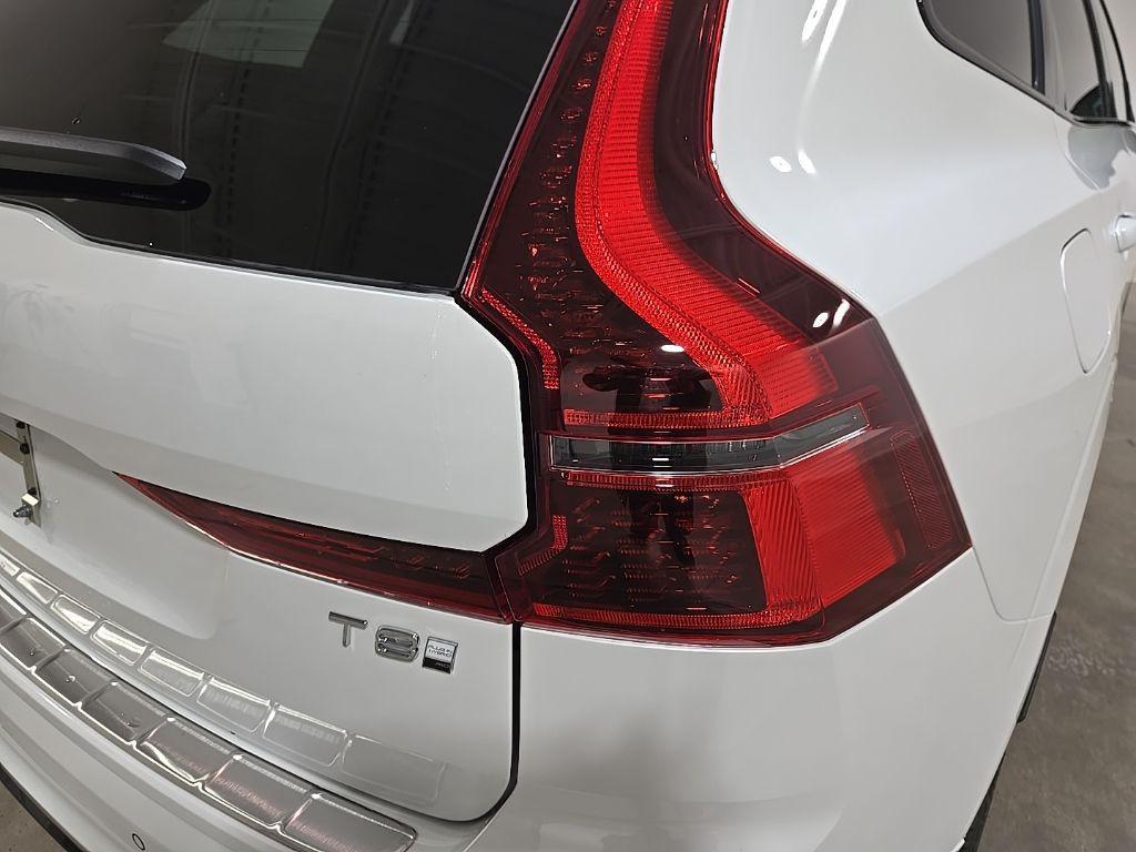 new 2026 Volvo XC60 Plug-In Hybrid car, priced at $75,235