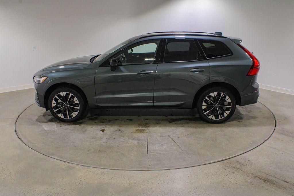 new 2026 Volvo XC60 car, priced at $58,070