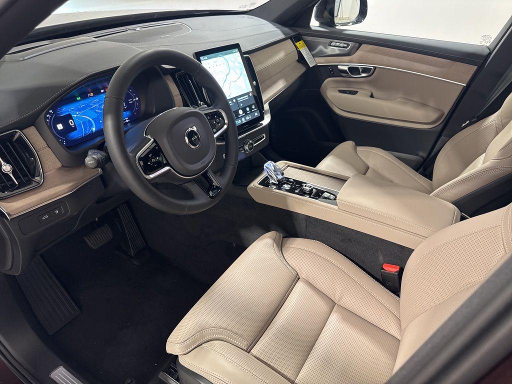 new 2026 Volvo XC90 Plug-In Hybrid car, priced at $86,205