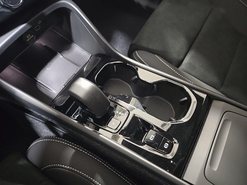 new 2026 Volvo XC40 car, priced at $54,175