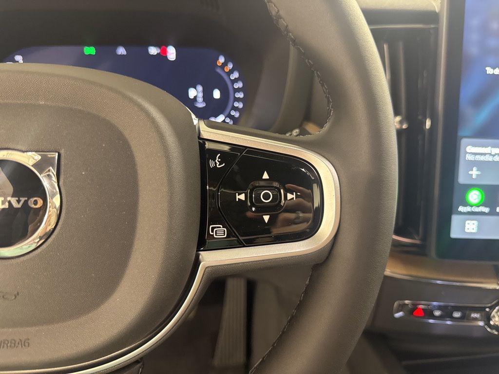 new 2026 Volvo XC60 car, priced at $58,905