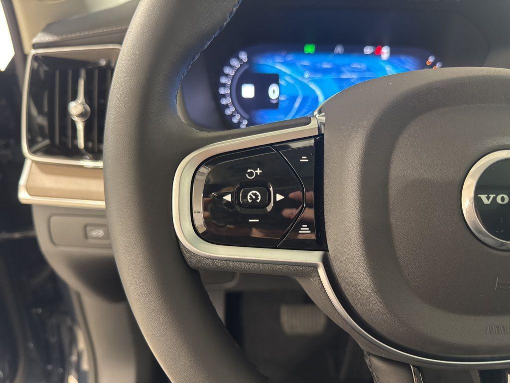 new 2026 Volvo XC90 car, priced at $73,205