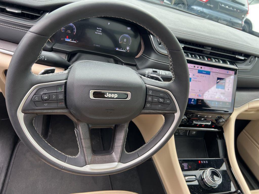 used 2023 Jeep Grand Cherokee car, priced at $30,998