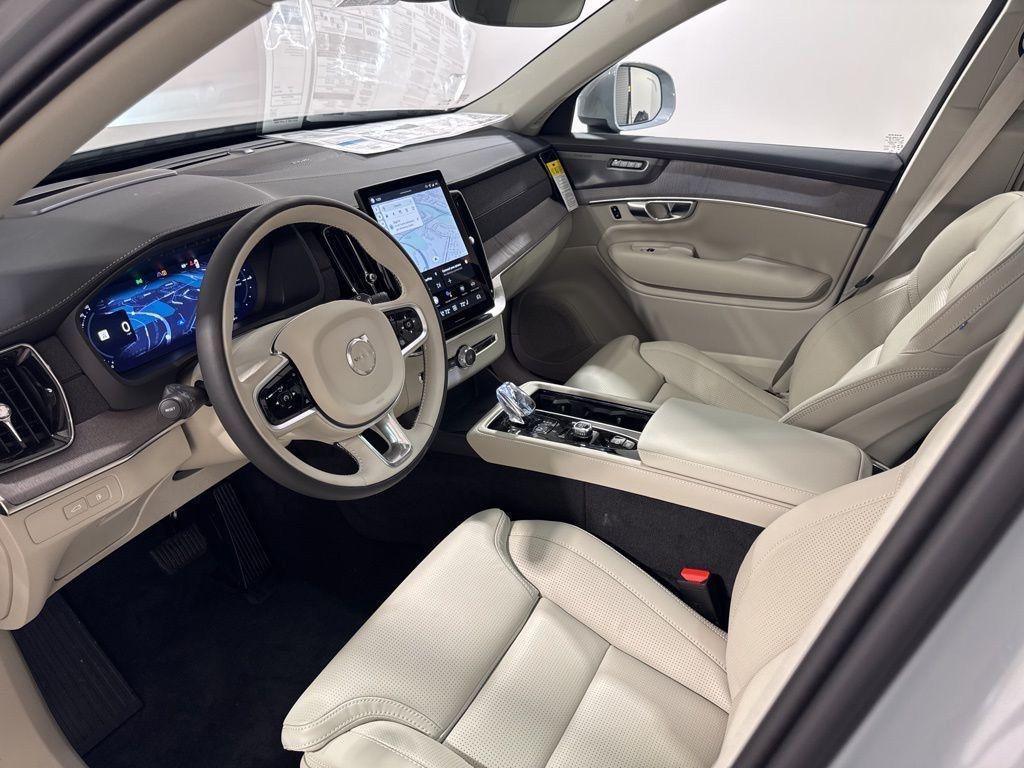 new 2026 Volvo XC90 Plug-In Hybrid car, priced at $85,705