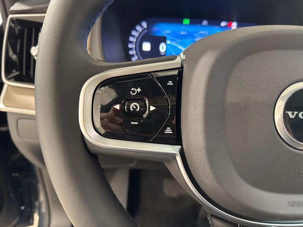 new 2026 Volvo XC90 car, priced at $71,934