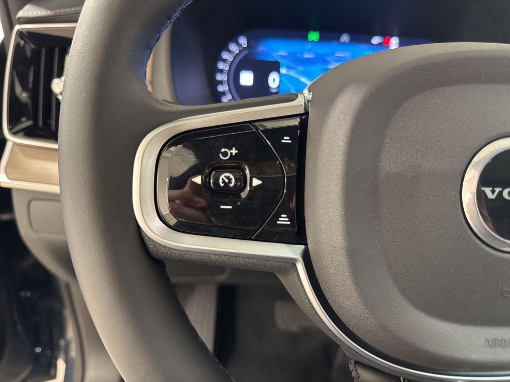 new 2026 Volvo XC90 car, priced at $71,945
