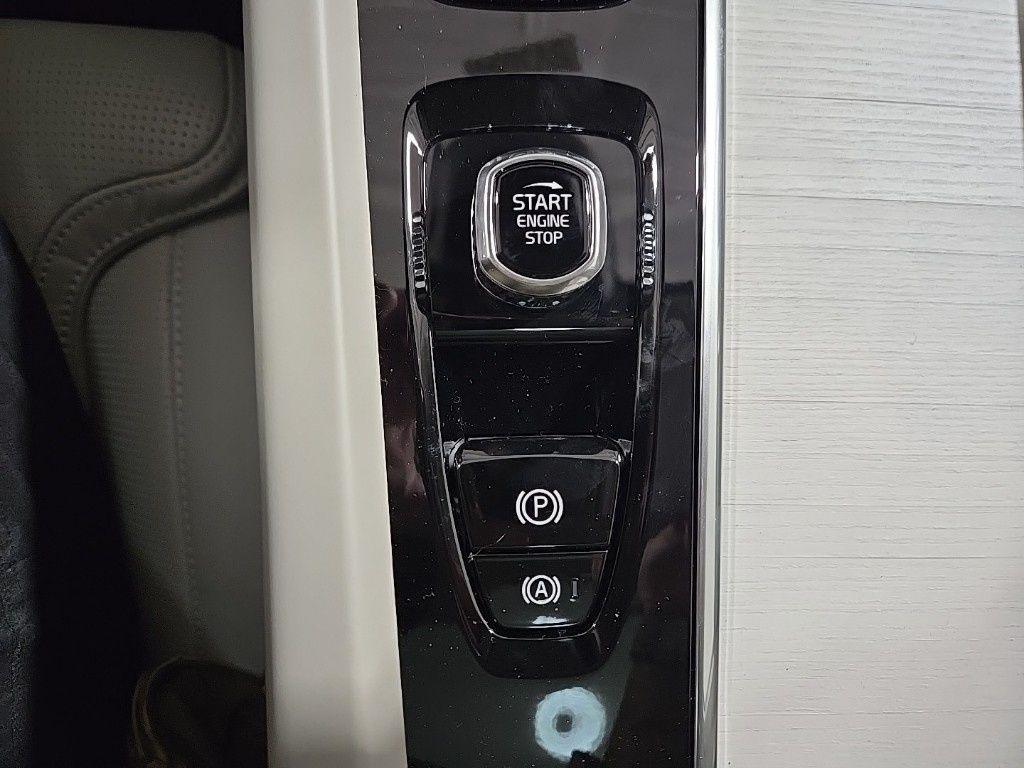 new 2026 Volvo XC60 Plug-In Hybrid car, priced at $75,355