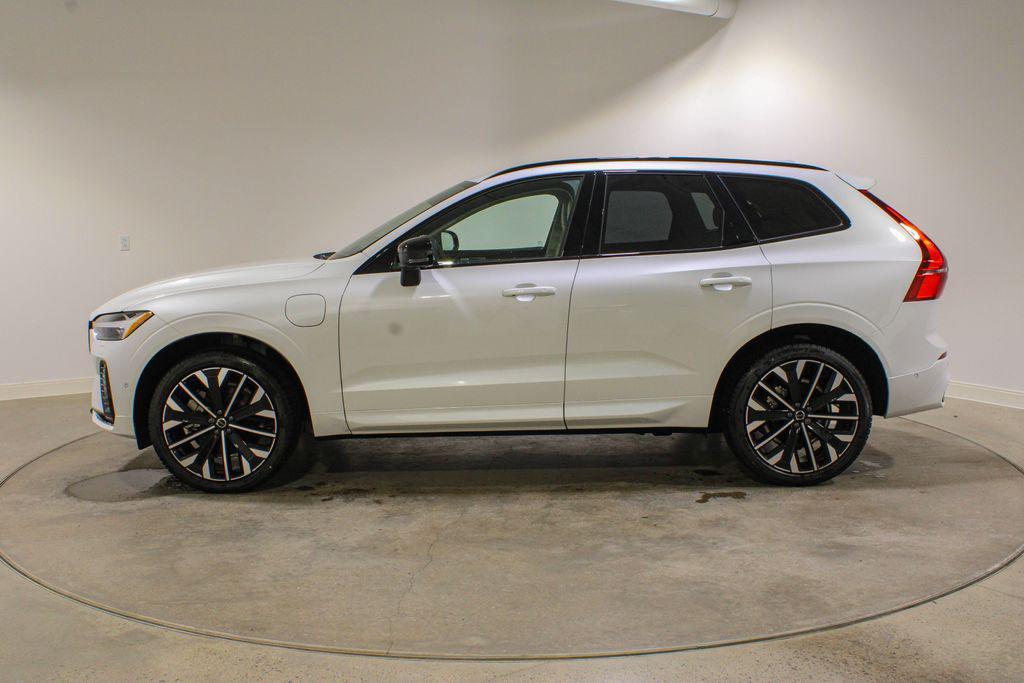 new 2026 Volvo XC60 Plug-In Hybrid car, priced at $75,235