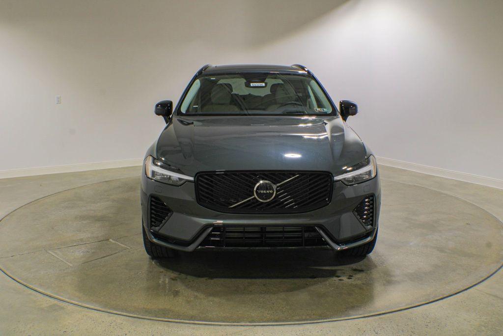 new 2026 Volvo XC60 Plug-In Hybrid car, priced at $75,320