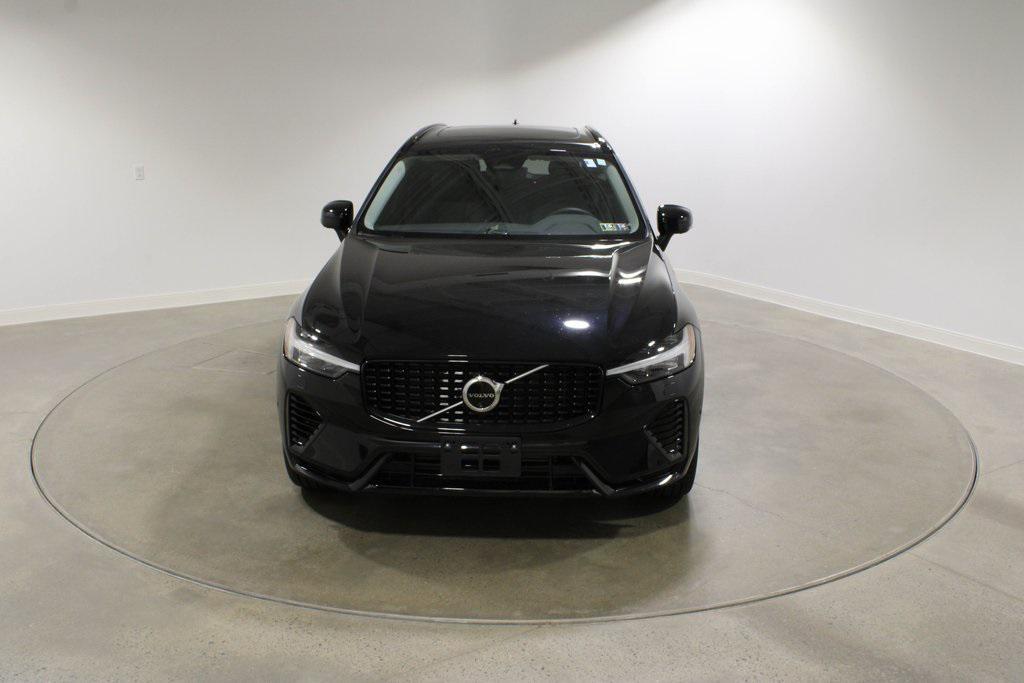 2024 Onyx Black Metallic Volvo XC60 Recharge Plug-In Hybrid