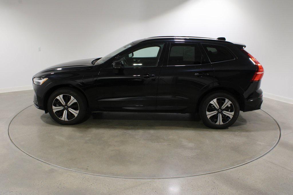 2024 Onyx Black Metallic Volvo XC60 Recharge Plug-In Hybrid