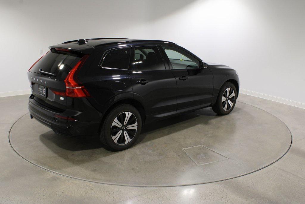 2024 Onyx Black Metallic Volvo XC60 Recharge Plug-In Hybrid
