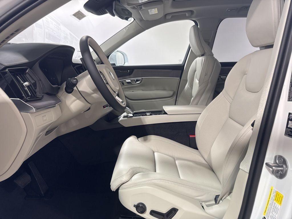 new 2026 Volvo XC90 car, priced at $79,955