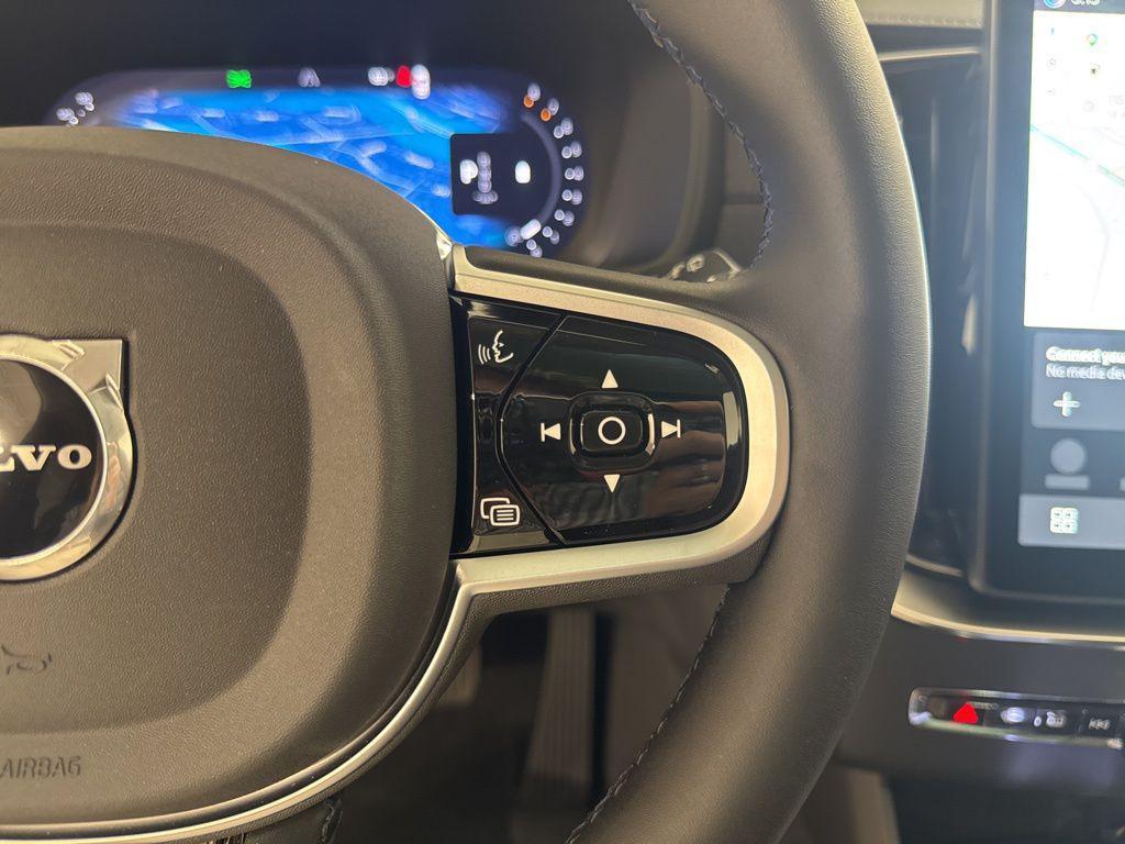 new 2026 Volvo XC90 car, priced at $75,770