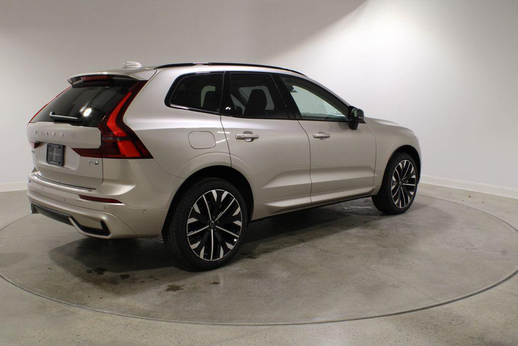 new 2026 Volvo XC60 Plug-In Hybrid car, priced at $75,355