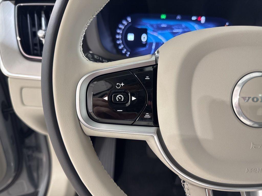 new 2026 Volvo XC60 car, priced at $64,055
