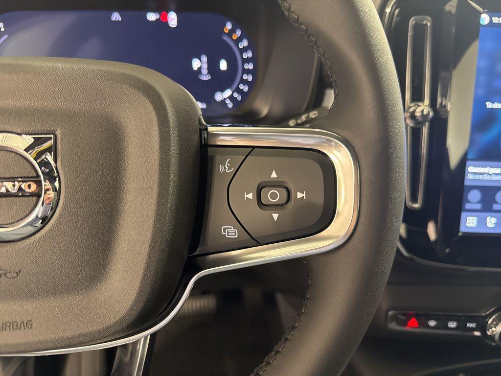 new 2026 Volvo XC40 car, priced at $54,285