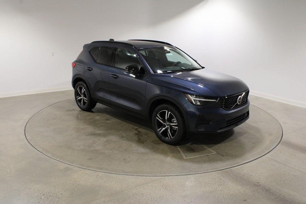 used 2026 Volvo XC40 car, priced at $44,488