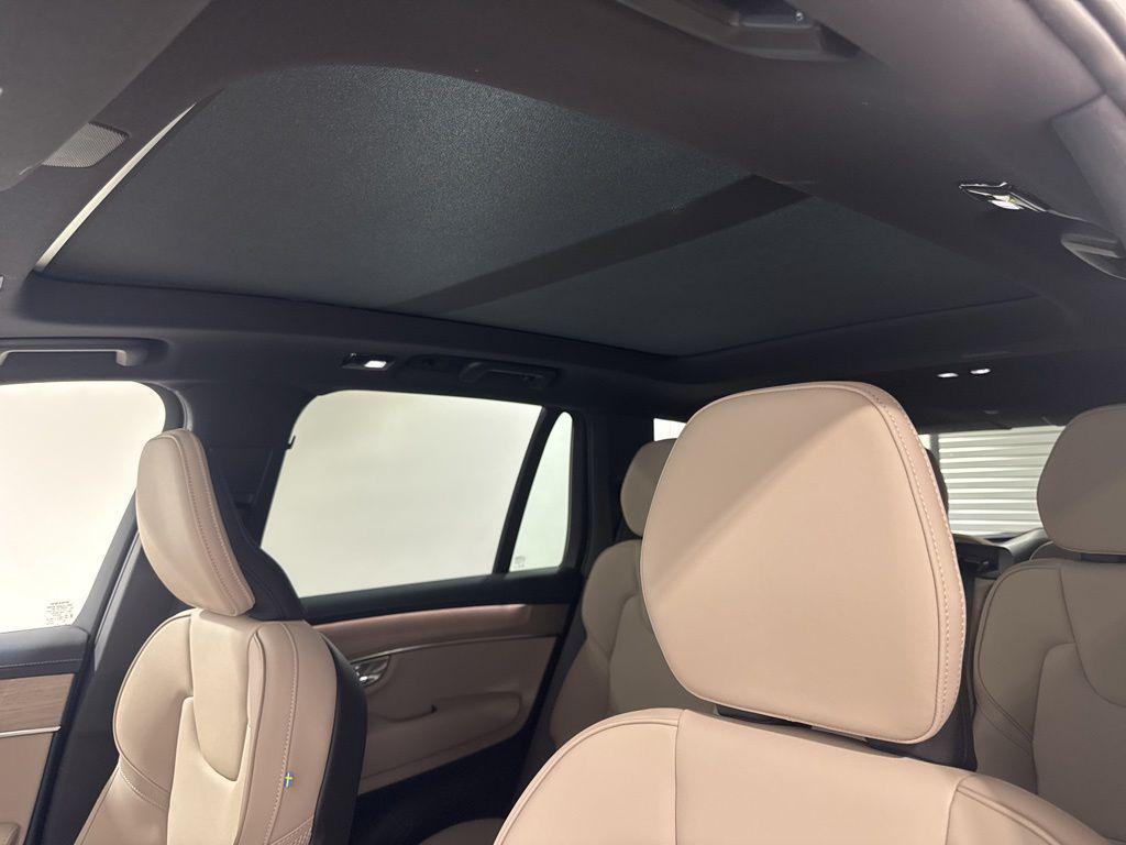 new 2026 Volvo XC90 Plug-In Hybrid car, priced at $81,155