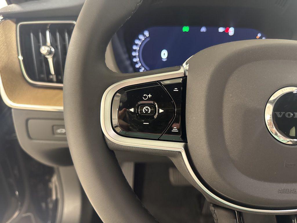 new 2026 Volvo XC60 car, priced at $58,870