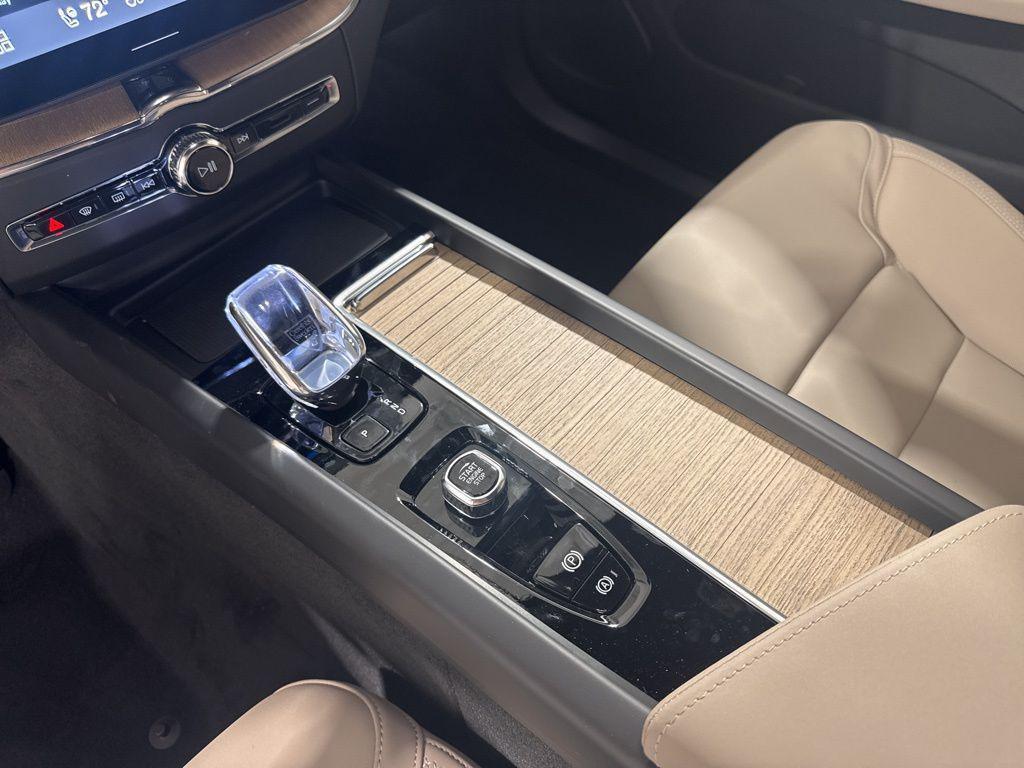 new 2026 Volvo XC60 car, priced at $58,870