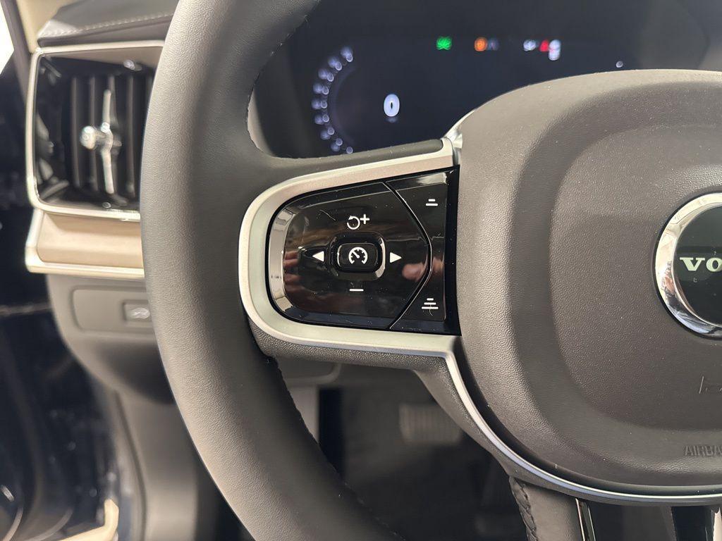 new 2026 Volvo XC90 Plug-In Hybrid car, priced at $81,995