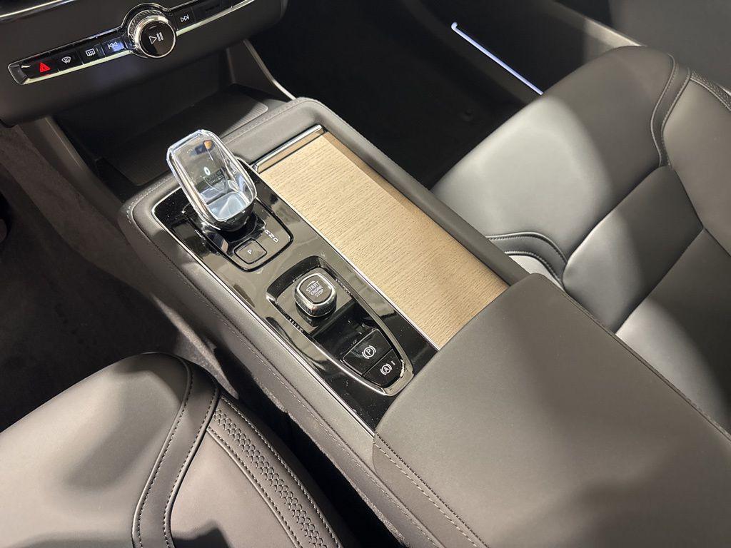 new 2026 Volvo XC90 Plug-In Hybrid car, priced at $81,995